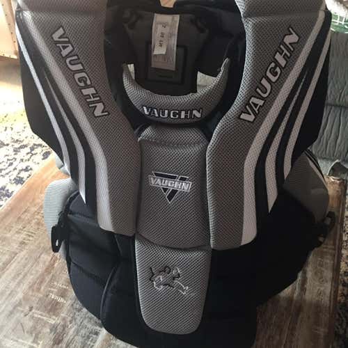 New Medium Vaughn Ventus SLR Pro Stock Goalie Chest Protector