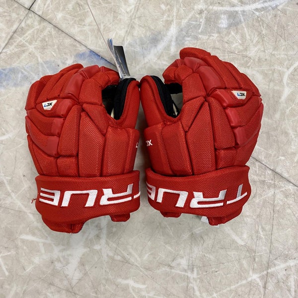 New True XC7 14" Hockey Gloves Red