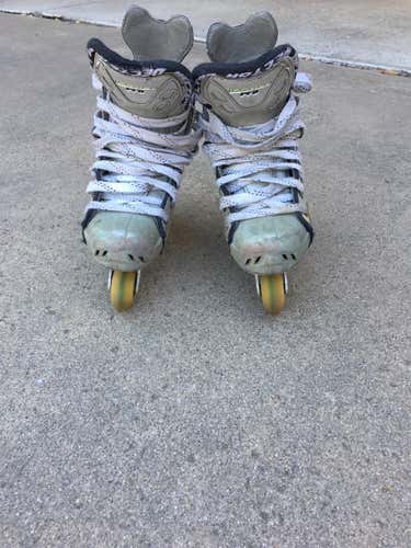 Junior CCM Wide Width Size 3.5 Inline Skates