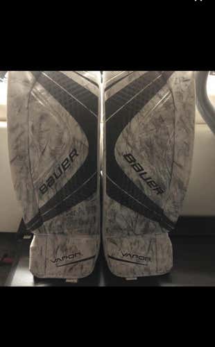 Black Used 33" Bauer Vapor X900  Goalie Leg Pads
