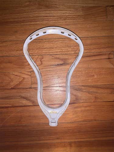 Used Attack & Midfield Unstrung Stallion 700 Head