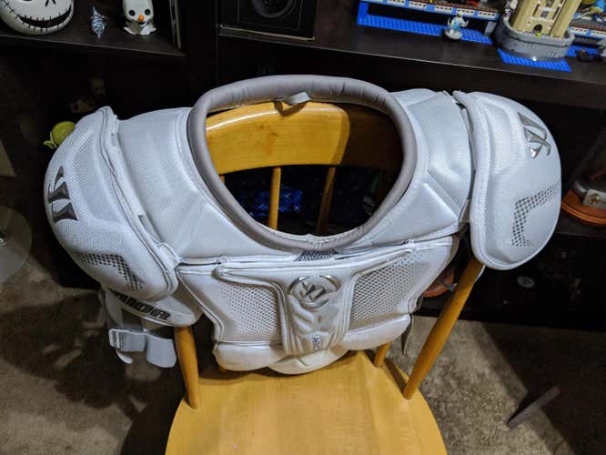 Used Senior Medium Warrior Projekt Shoulder Pads
