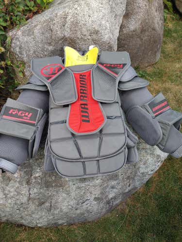 Senior Used Large Warrior Senior Ritual G4 Goalie Chest Protector