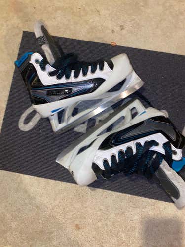 Used Bauer Reactor 9000 Extra Wide Width Size 4.5 Hockey Goalie Skates