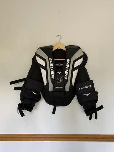 Junior Used Medium Bauer Classic Goalie Chest Protector