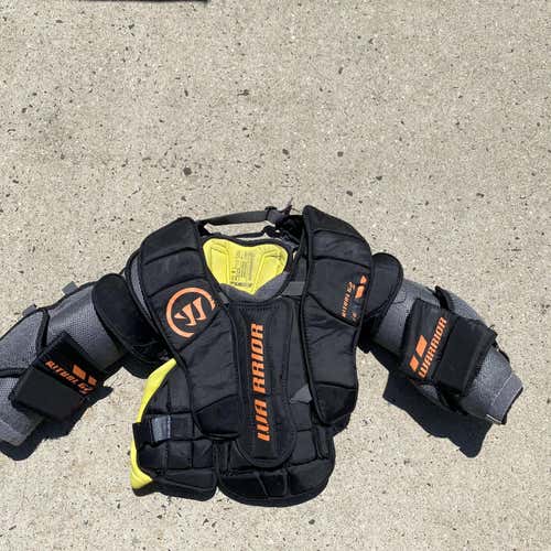 Used XL Warrior Ritual G2 Goalie Chest and Arm Protector Goalie Chest Protector