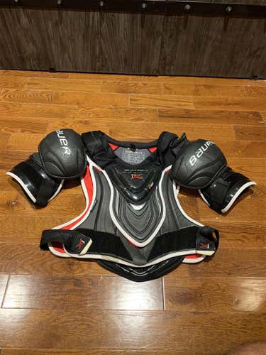 Used Senior Large Bauer Vapor 1X Shoulder Pads