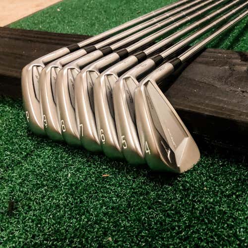 Mizuno JPX 919 Tour Iron Set, 4-P
