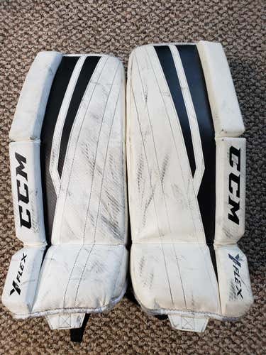 White Used Youth 22" CCM YT Flex Goalie Leg Pads