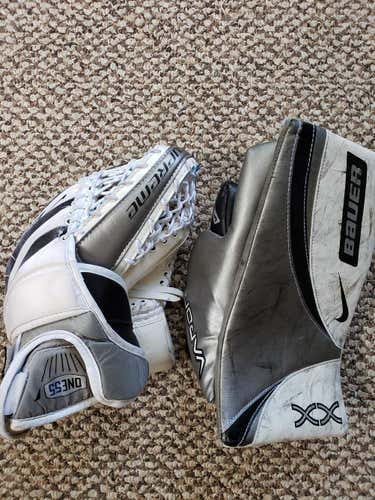 White Junior Used Bauer Regular Supreme One.5