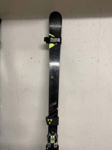 2019 Fischer RC4 World Cup GS Skis - Used for one season. Comes with Fischer Z18 Bindings