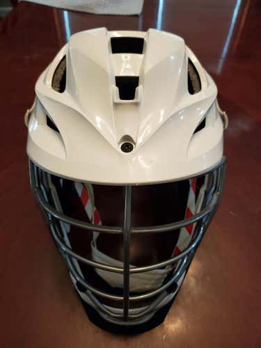 White Adult Used Cascade S Helmet