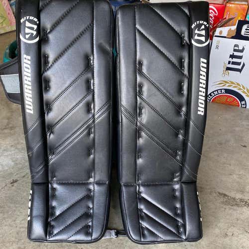 Black Used Junior 24" Warrior Ritual Goalie Leg Pads