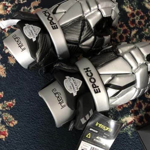 Gray New Player's Epoch 14" Lacrosse Gloves