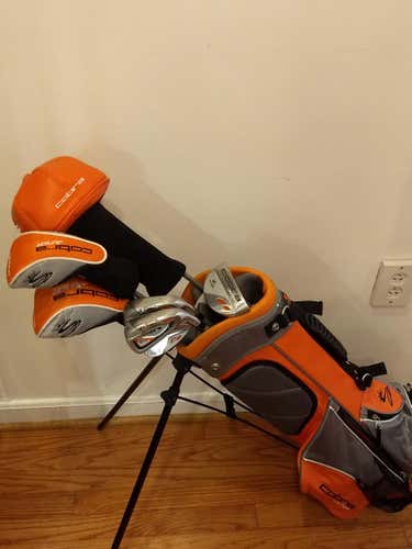 Cobra Rickie Fowler Junior Golf Clubs 7 Piece Set RH