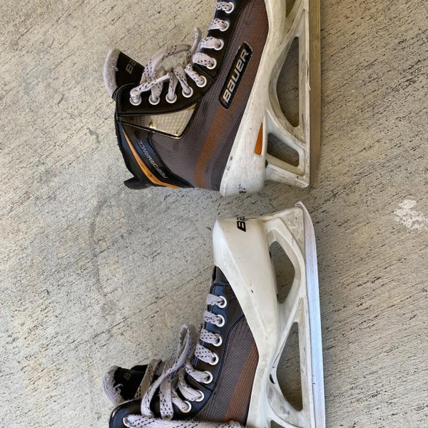 New Bauer Regular Width Size 9.5 Goalie Skates