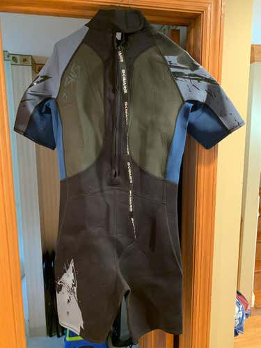 SWS Adult XL Wet Suit