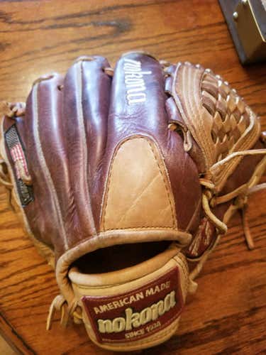 Brown Used Kid Pitch (9YO-13YO) Nokona Infield Right Hand Throw Alpha Baseball Glove 10.5"