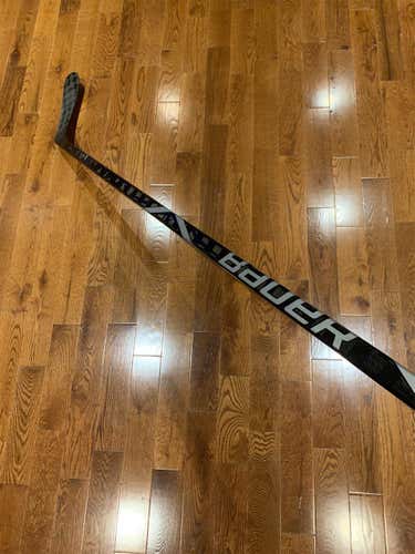 **Custom Blue**  Bauer Right Handed Vapor 1X Lite 82 flex P92 Hockey Stick Pro Stock