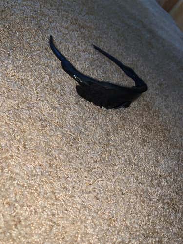 Black oakley sunglasses