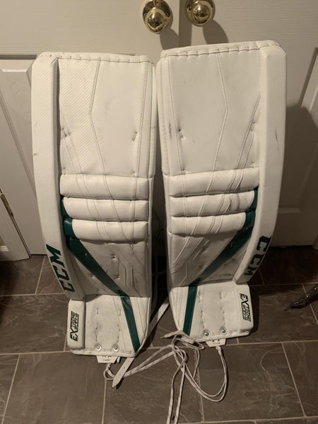 Used 37"+2.5 CCM Ccm eflex 3 Goalie Leg Pads Ben Bishop