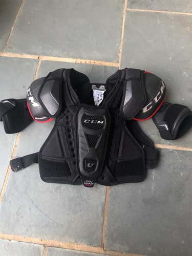 Used Medium CCM U+ CL LE Shoulder Pads