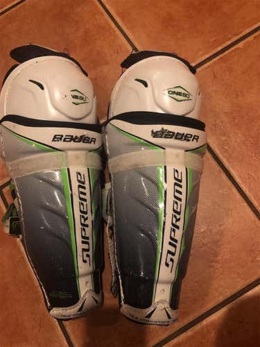 Used Bauer Supreme One80 Junior 10’ Shin Pads