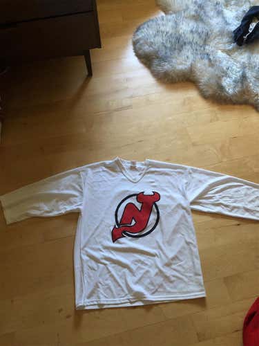 White Youth Medium New Jersey Devils Practice Jersey