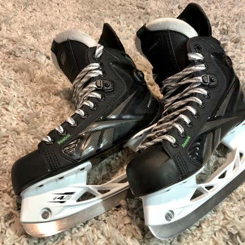 Used Reebok 28K Pump  Size 4 Hockey Skates A++ Condition