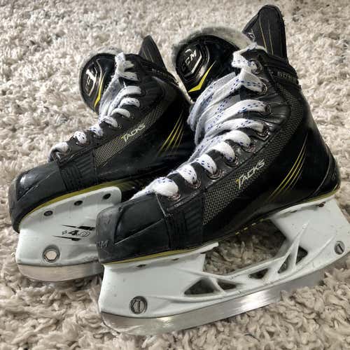 Used CCM Tacks 6052  Size 1.5 Hockey Skates