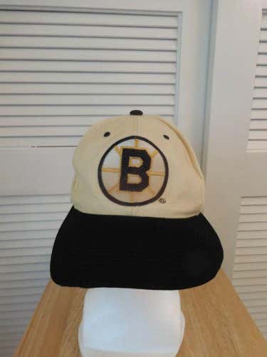 Vintage Boston Bruins Gross Cap Snapback Hat NHL