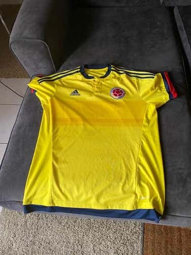 Colombian National Team Jersey Large