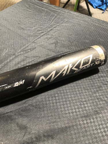 Easton Mako Beast XL (-10) 20 oz 30" Bat Composite USSSA Certified