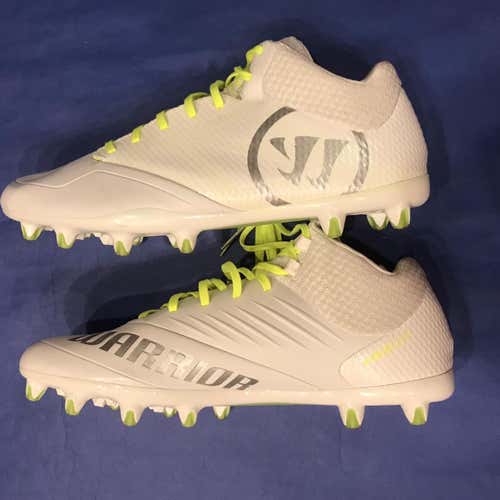 White Men's Molded Cleats Warrior