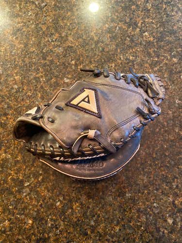 Black Used Catcher's 12" Softball Glove