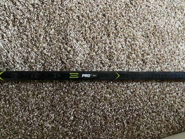 Used Intermediate CCM Right Handed RibCor Pro 3 PMT Hockey Stick Mid Pattern Pro Stock