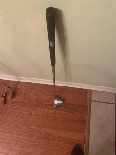 Used Left Hand 34" Putter