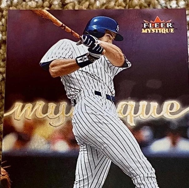 NM PAUL O'NEILL NEW YORK YANKEES MLB BASEBALL CARD (2000)