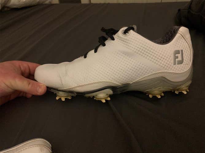 White Men's Size 9.5 (Women's 10.5) Footjoy Golf Shoes