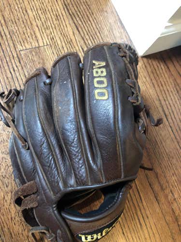 Brown Used Kid Pitch (9YO-13YO) Wilson Infield Right Hand Throw A800 Baseball Glove 11.5"