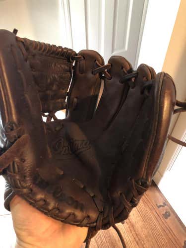 Brown Used Kid Pitch (9YO-13YO) Rawlings Right Hand Throw Mark of a Pro Baseball Glove 11.5"