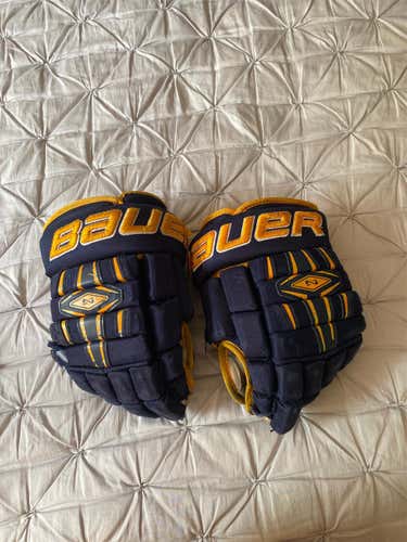 Blue Used Bauer 13" Gloves