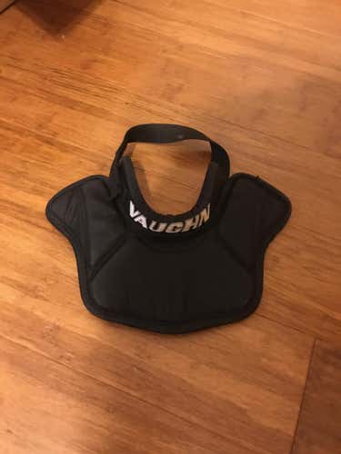 Vaughn Ventus SLR Pro Protective Neck Collar Throat Guard Intermediate Size