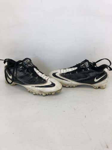 Used Nike Senior 9.5 Football Shoes