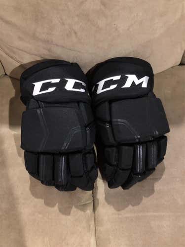 Black New CCM QuickLite 15" Pro Stock Gloves
