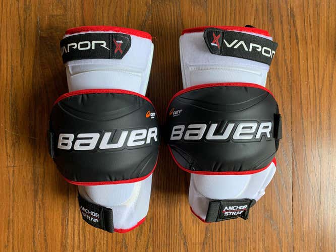 New Bauer Vapor 1X Knee Protectors