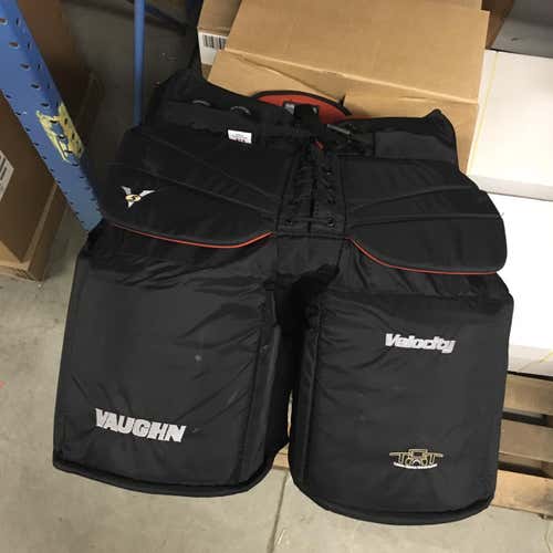 XL Vaughn V5 7800 Goalie Pants