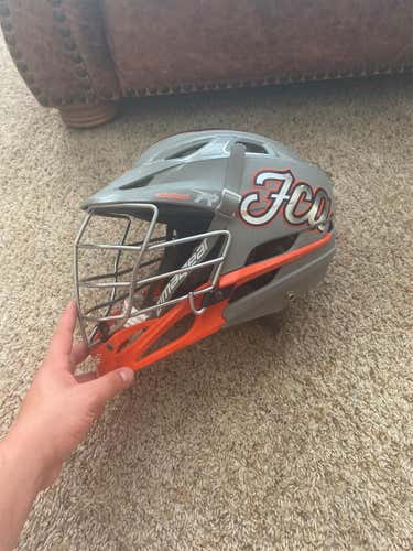 Gray Used Player's Cascade R Helmet