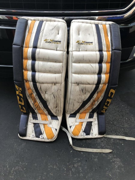 Used 29" CCM Eflex 1 Goalie Leg Pads