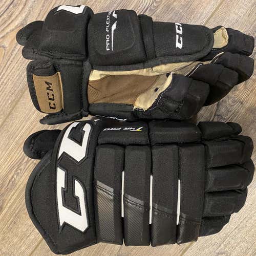Black Used CCM 4 ROLL PRO 14"  Gloves